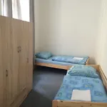 호스텔 오플레탈로바 프라하