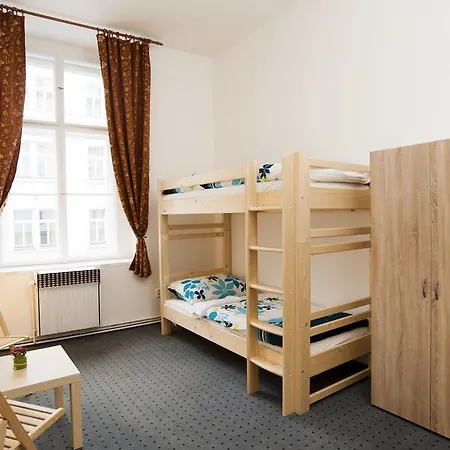 Opletalova Hostel *