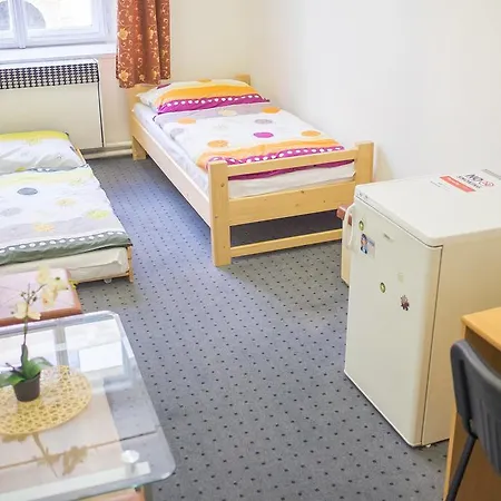 Vandrarhem Opletalova Prag