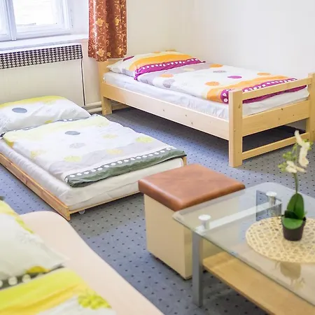 奥普莱塔洛瓦青年旅馆 * 布拉格