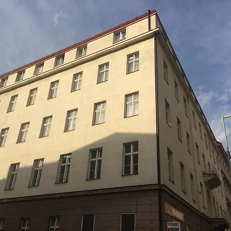 Opletalova Vandrarhem *